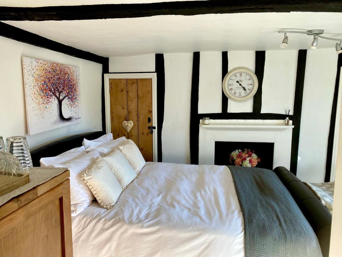 Chestnut Tree Cottage, 7 High Street Ardingly Exteriör bild